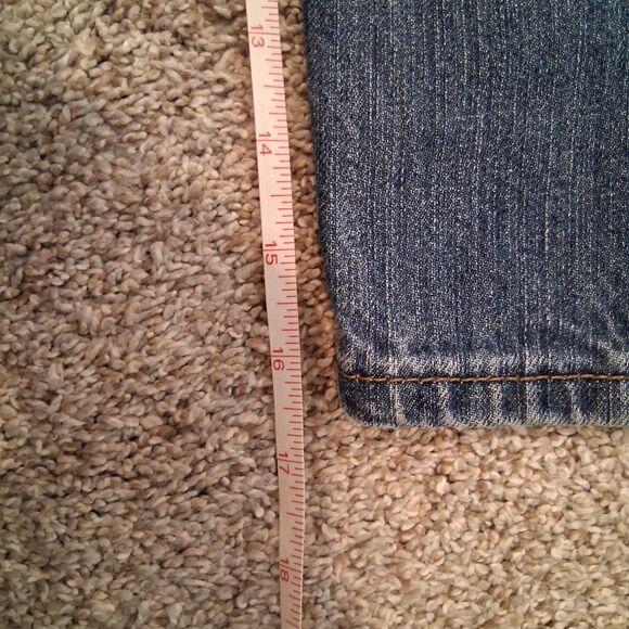 Levi Jeans Adjustable Waist Unisex Size 5 (4-5 Yr Old) - Picture 13 of 13